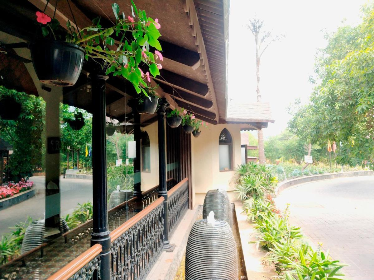 Regenta Mpg Club Mahabaleshwar Hotell Exteriör bild