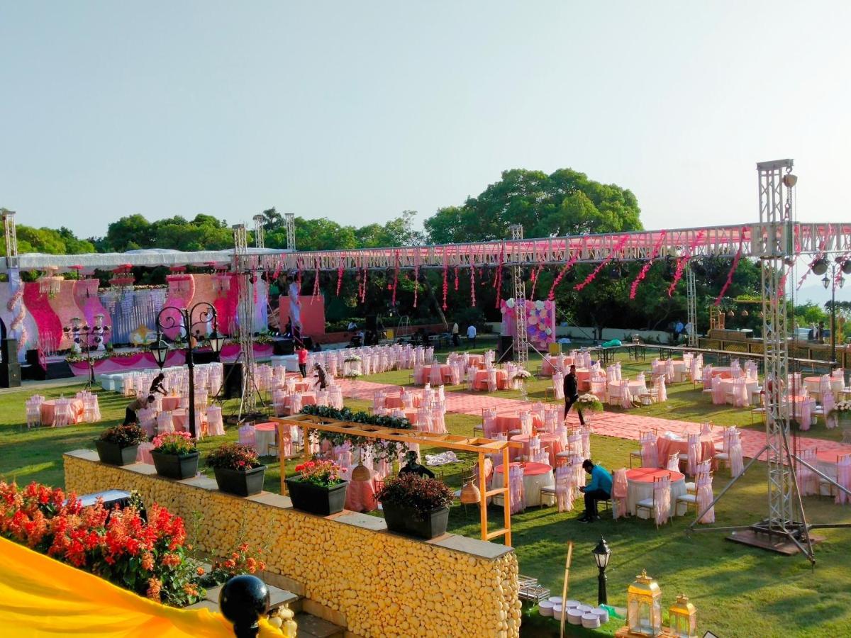 Regenta Mpg Club Mahabaleshwar Hotell Exteriör bild