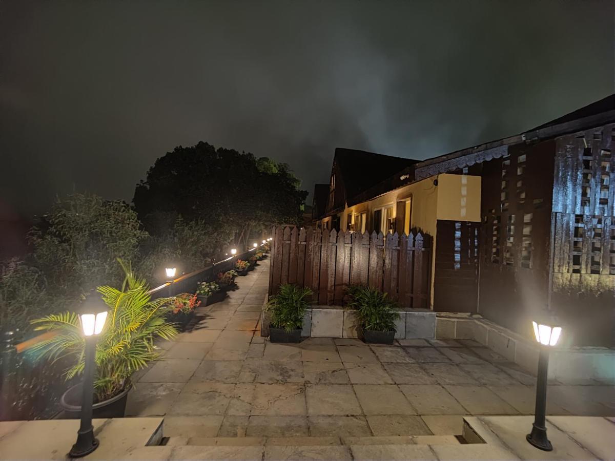 Regenta Mpg Club Mahabaleshwar Hotell Exteriör bild