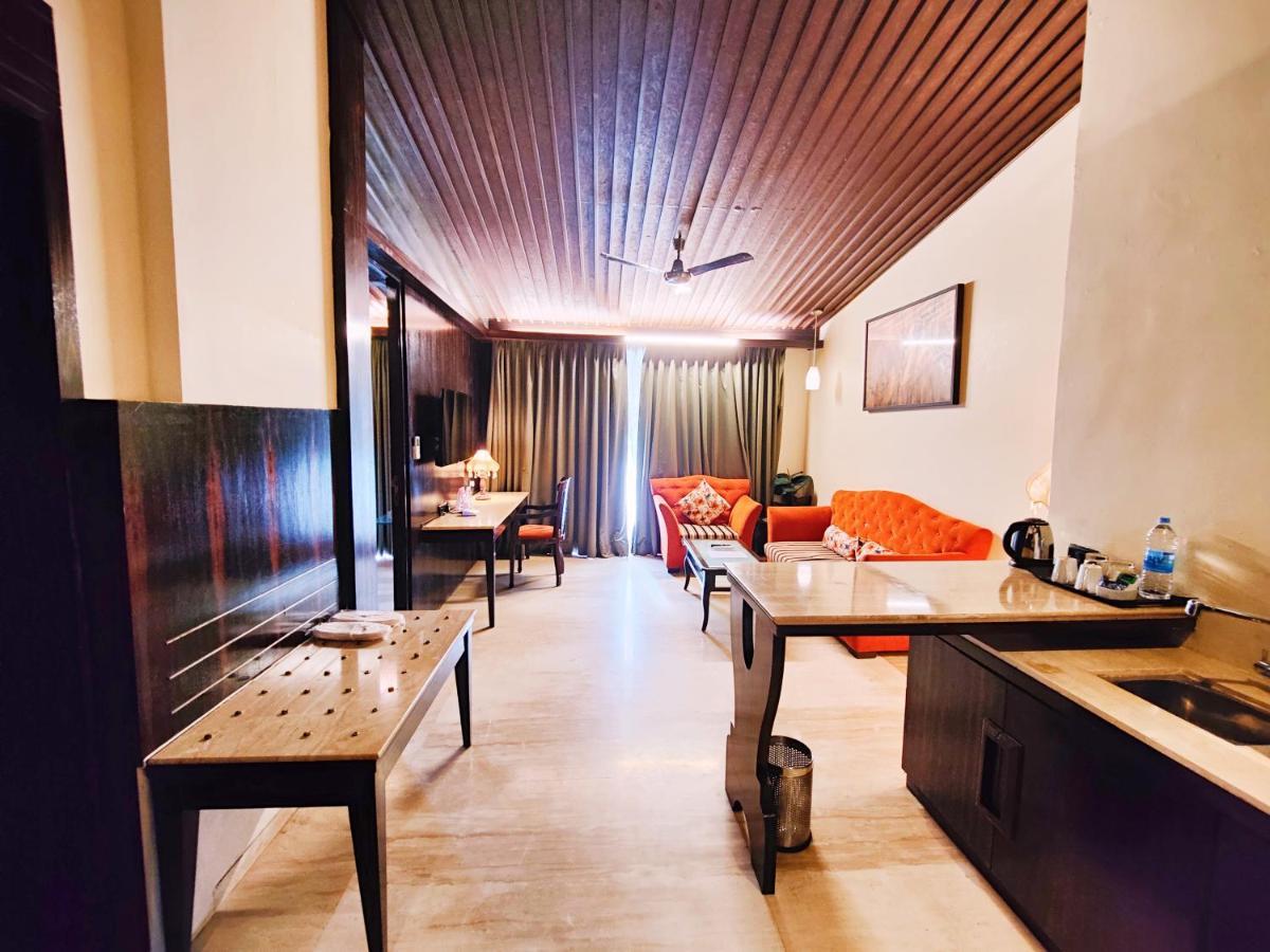 Regenta Mpg Club Mahabaleshwar Hotell Exteriör bild