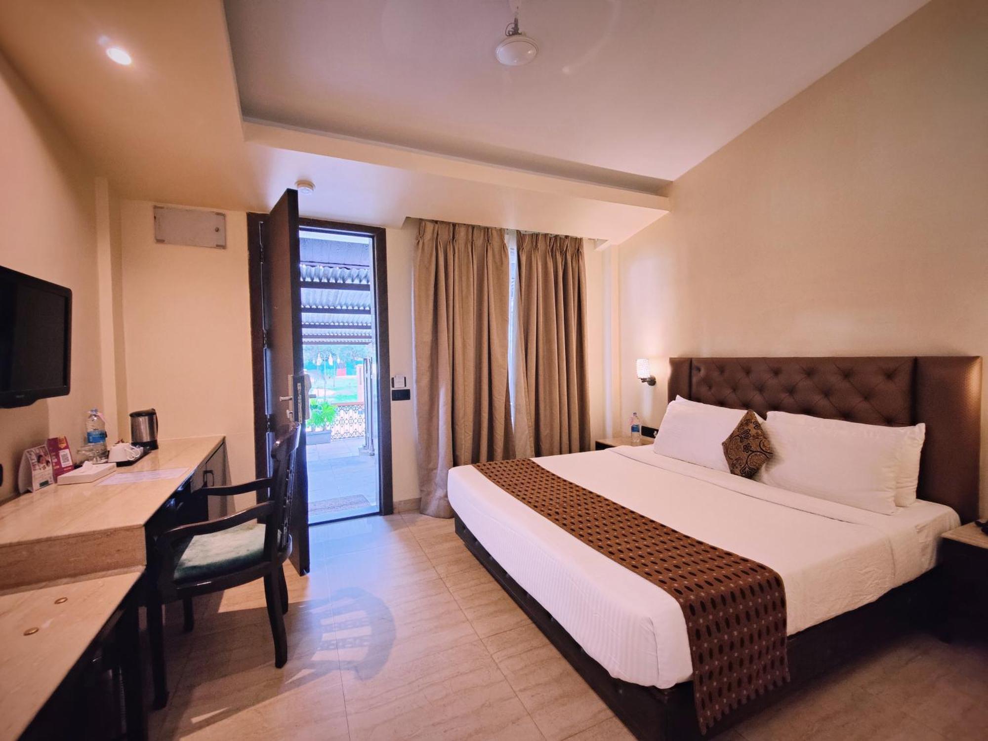 Regenta Mpg Club Mahabaleshwar Hotell Exteriör bild